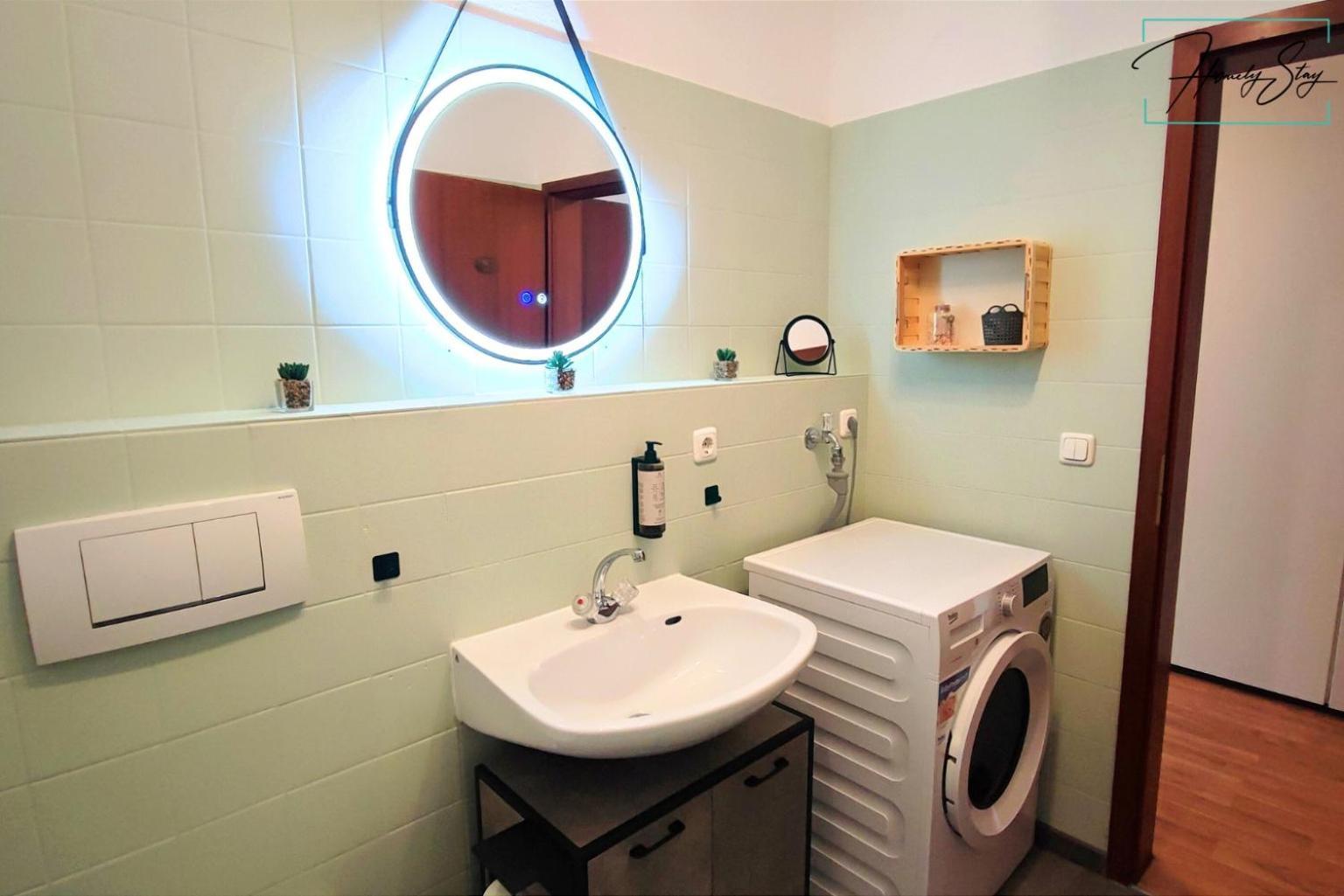 Apartment Homely Serenity Greens - Stylisch Studio-apartment With Kitchen - 10 Min To Station, Pet Friendly München